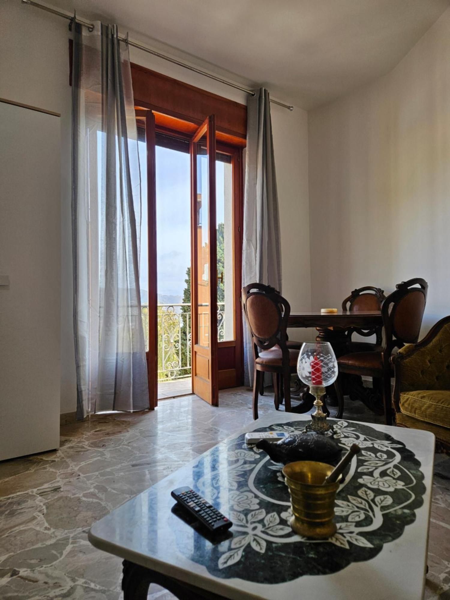 Porta Messina Gasthof Taormina